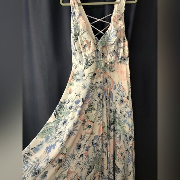 Floral wrap maxi dress - Picture 3 of 7